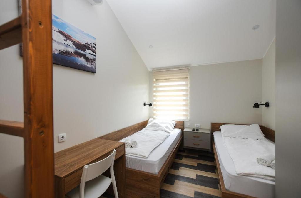 Atrijum Apartments And Rooms Kladovo Exterior foto